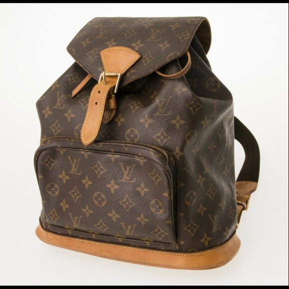 Louis Vuitton Handbags - LOUIS VUITTON Vintage Montsouris GM Monogram 🎒